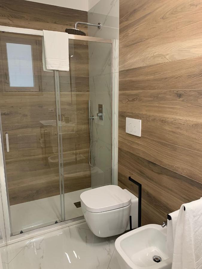 Nautilus Room&Apartment Поліньяно-а-Маре Екстер'єр фото
